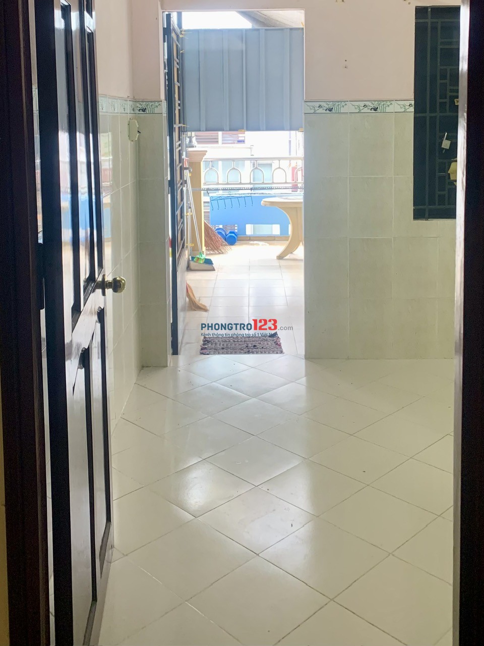 Cho thuê phòng nguyên lầu không chung đụng