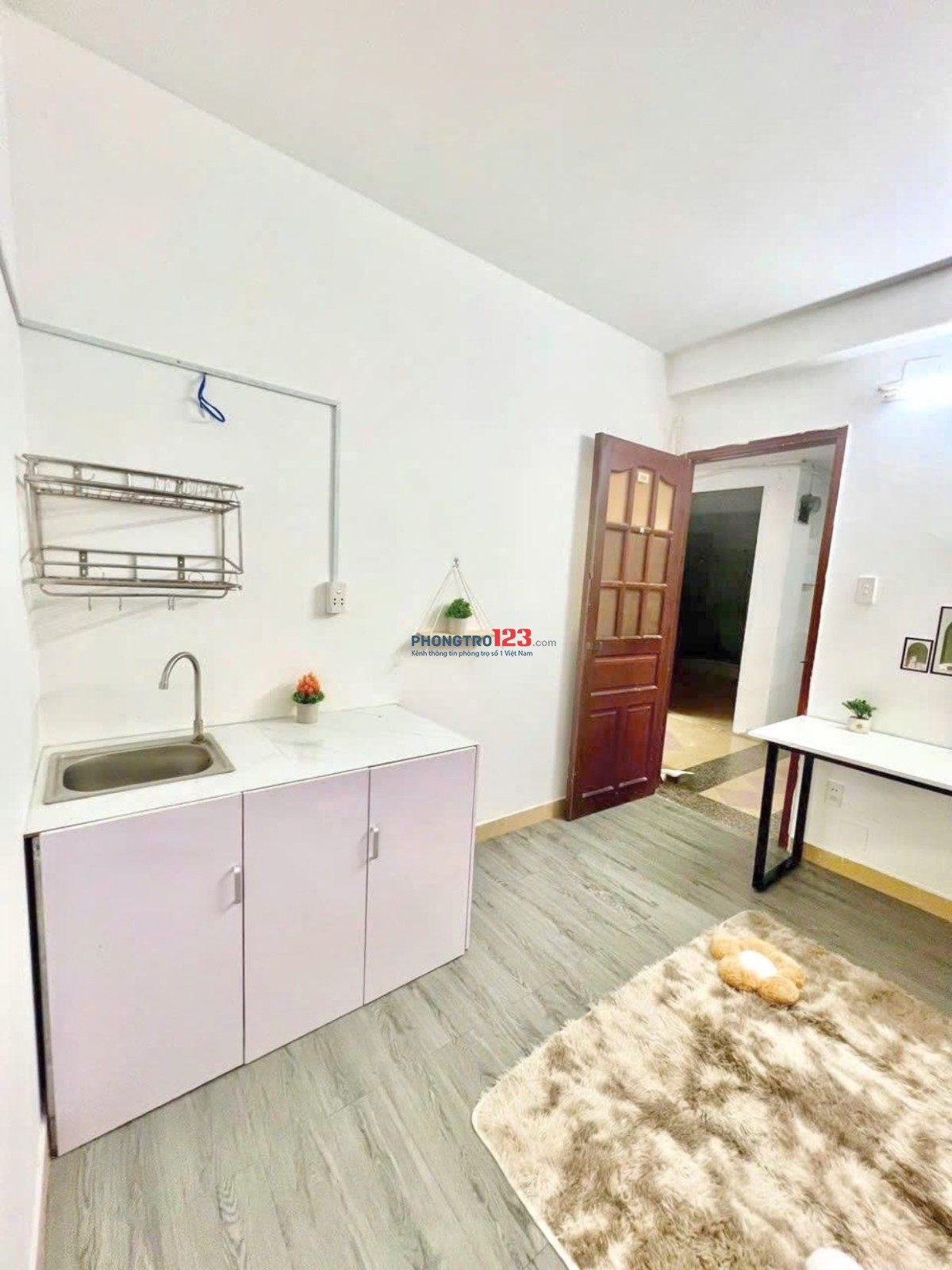Phòng Không Gác 3tr3 Máy Lạnh + NT ngay Tân Bình Sân Bay