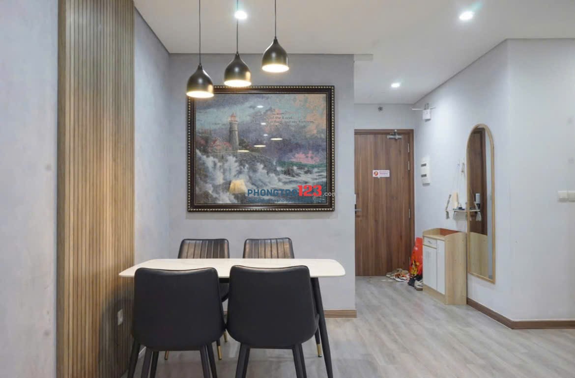 Sky Center, Phổ Quang, TB, 2PN rộng, 97m2, Căn góc, 19tr/tháng.
