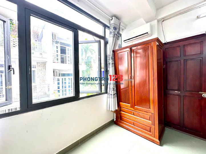 Phòng Cho Thuê Full Tiện Nghi Gần Đại Học Bách Khoa Quận 10