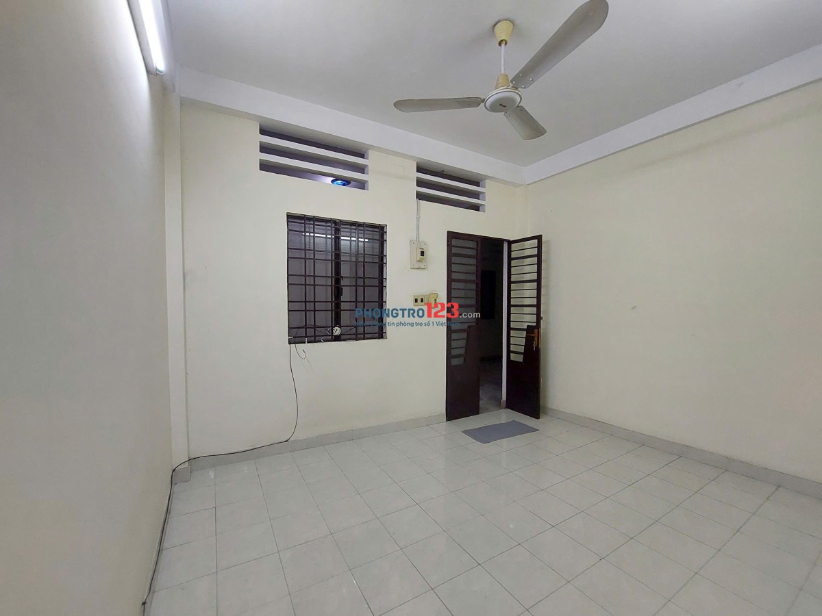 Cho Thuê Căn Hộ 1PN Quận 1 Giá Rẻ - Chính Chủ