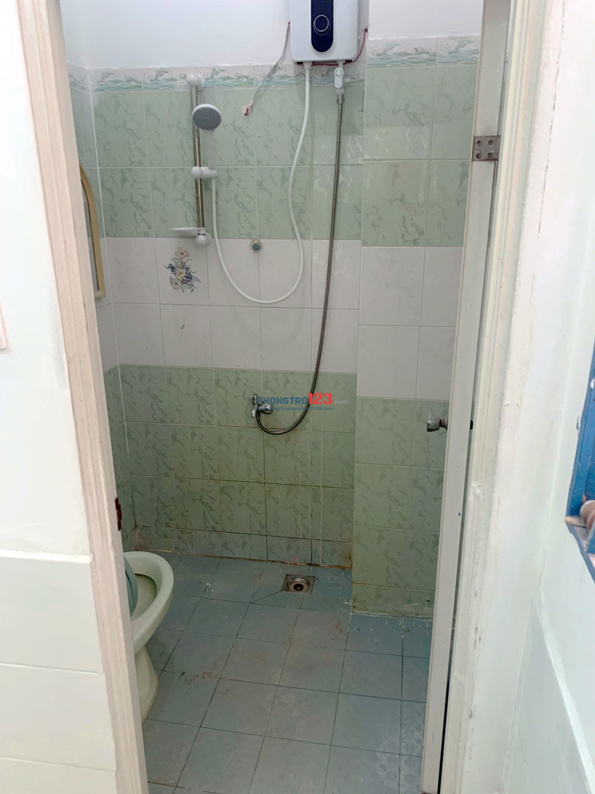 CHO THUÊ PHÒNG TRỌ TIỆN NGHI, KHÉP KÍN, AN NINH Quận 4 – Tp. HCM T.06/2025