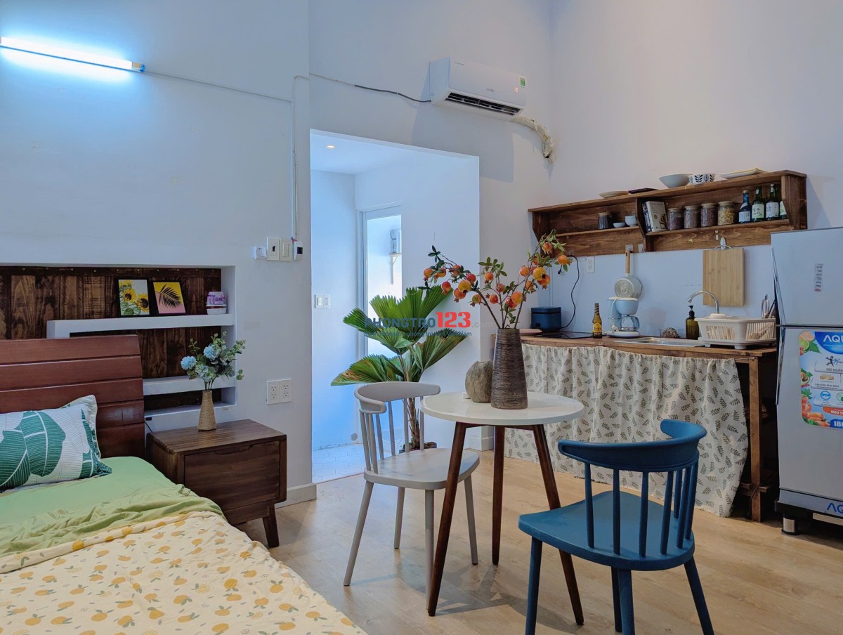 Căn hộ studio cửa sổ trời - full nội thất decor như homestay ngay sân bay Tân Sơn Nhất quận Tân Bình