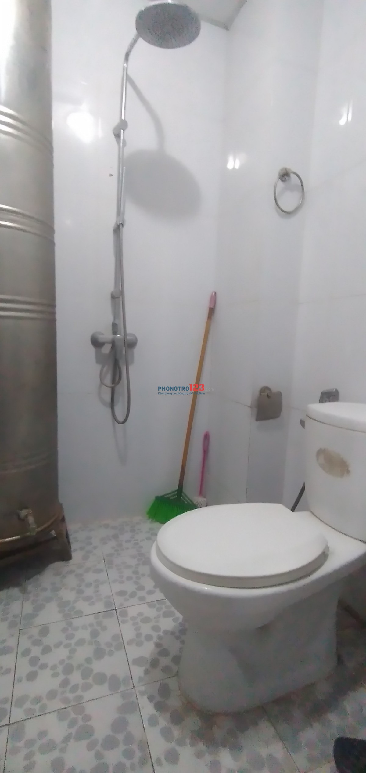 Cho thuê 1 phòng trong chung cư CT12A (Tầng 20 CT12A phòng 2046) Kim văn - Kim Lũ