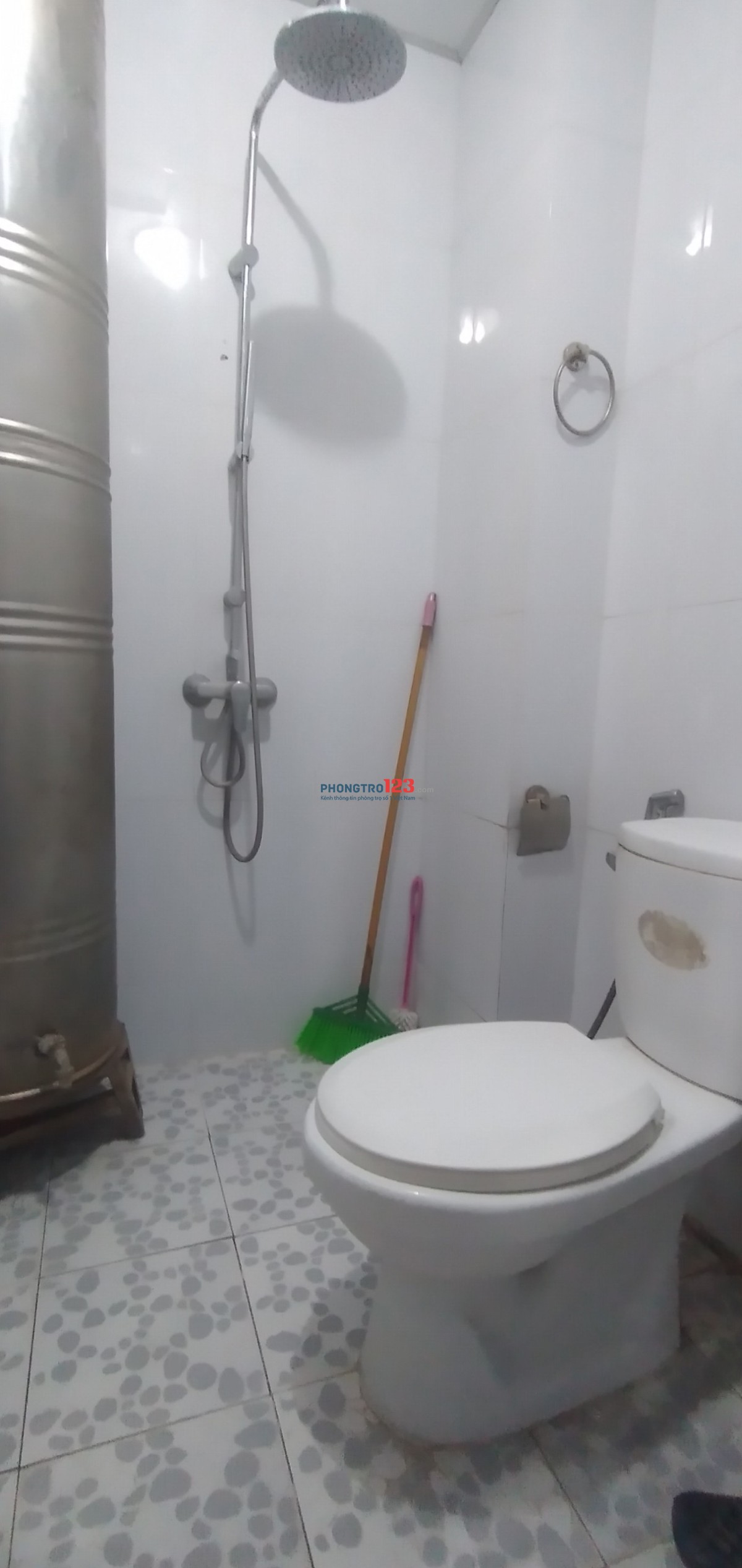 Cho thuê 1 phòng trong chung cư CT12A (Tầng 20 CT12A phòng 2046) Kim văn - Kim Lũ