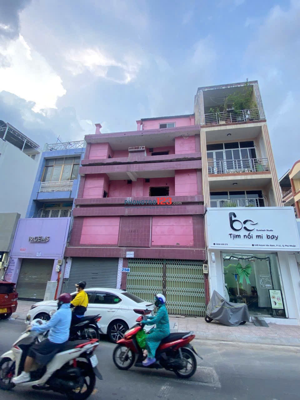 PHÒNG MỚI SẠCH ĐẸP NGAY ĐƯỜNG HUỲNH VĂN BÁNH