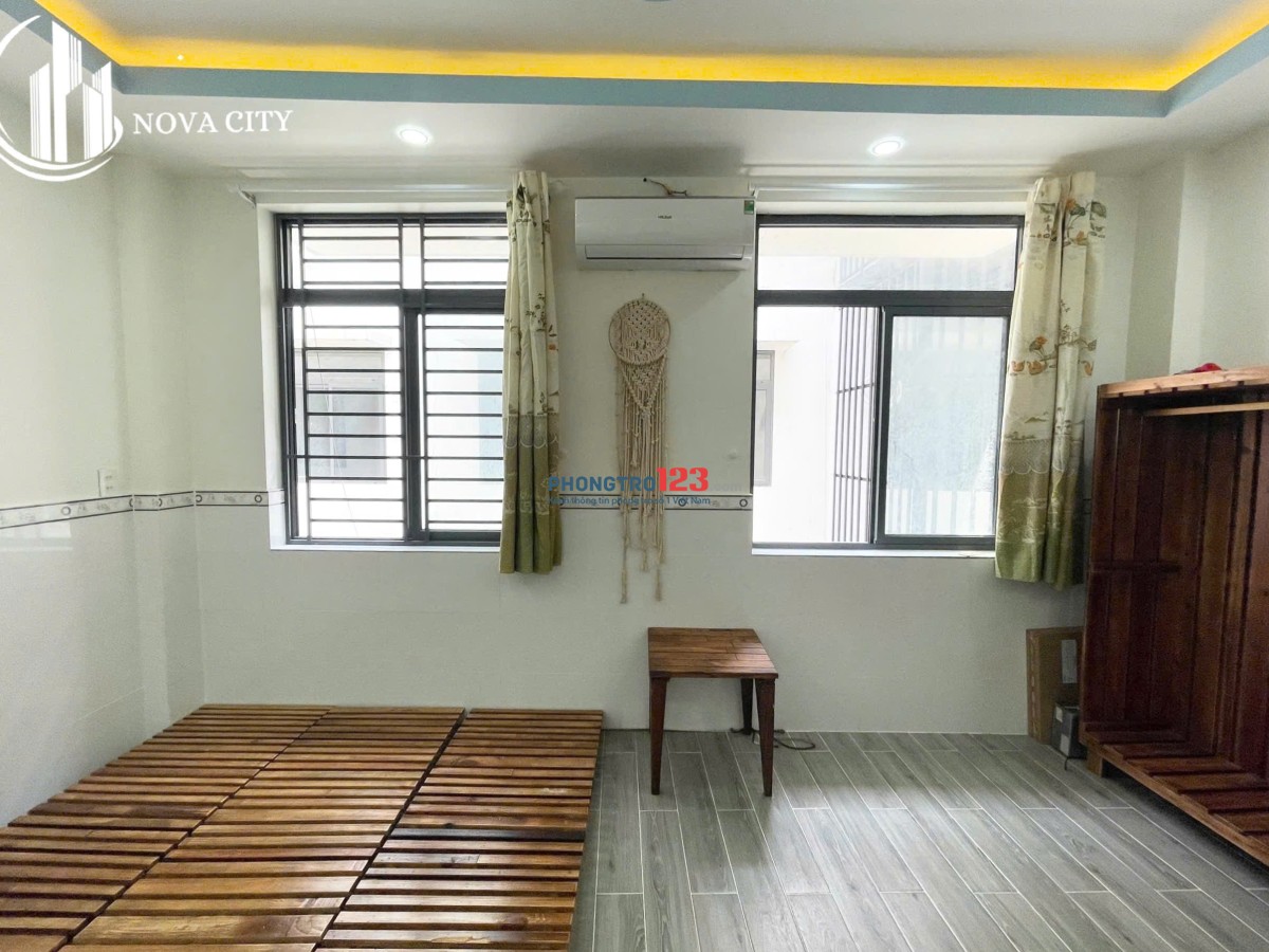 Cho thuê Phạm Hùng nối dài Ban công cửa sổ - Full nội thất - Giá 4tr