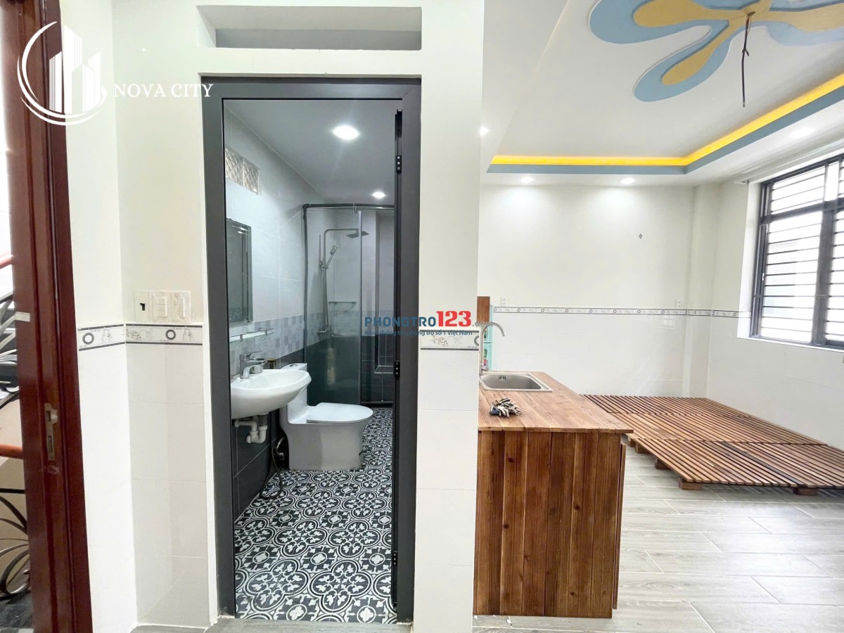 Cho thuê Phạm Hùng nối dài Ban công cửa sổ - Full nội thất - Giá 4tr