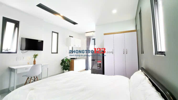 Cho thuê phòng trọ Phú Nhuận full nội thất 40m2 ngay Phan Xích Long gần Quận 1, Quận 3, Bình Thạnh