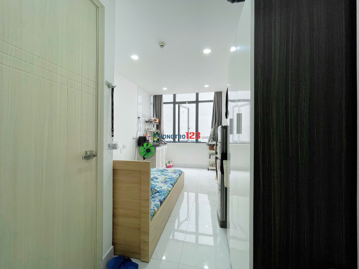 Trọ Thích Quảng Đức ,Phú Nhuận, mới 100% 25m2, gần Nguyễn Kiệm , Hồ Văn Huê, giáp Bình Thạnh, Q3 ,GV