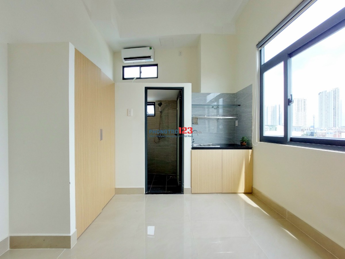 PHÒNG MỚI ÁNH SÁNG TỰ NHIÊN NGAY BỜ KÈ HOÀNG SA