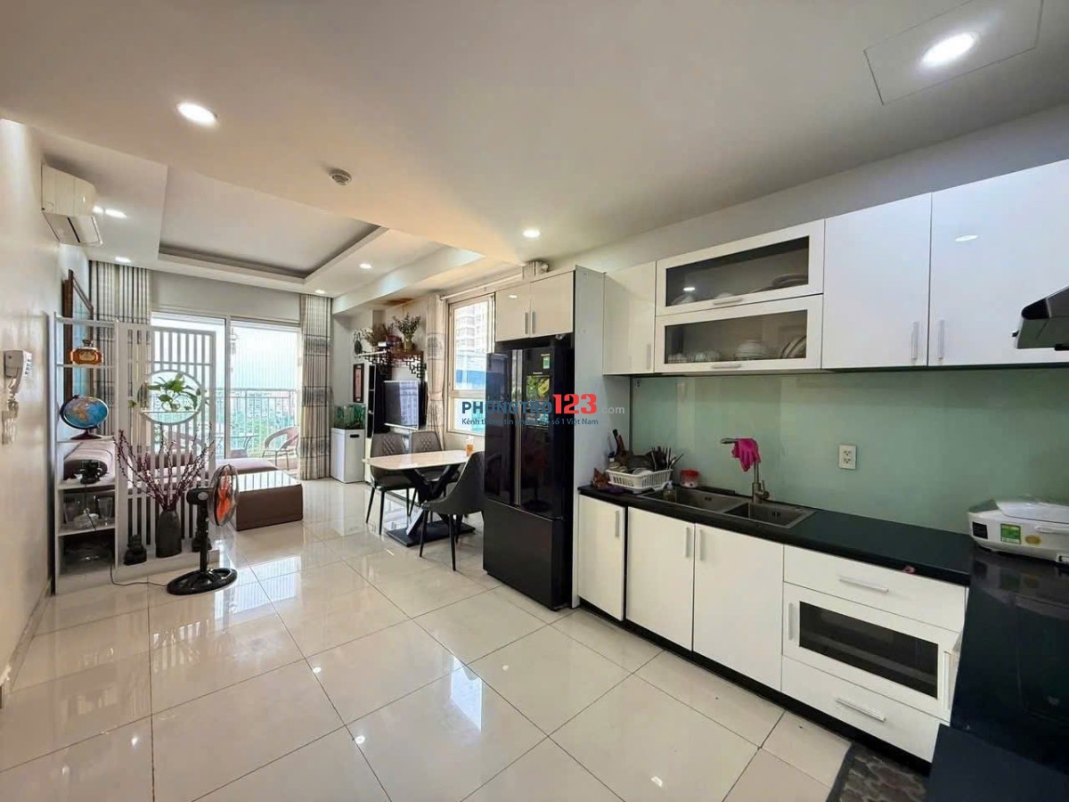 Căn hộ Sky center nằm ngay Phổ Quang, Tân Bình: 87m2, 2p ngủ, NTCC, 19tr