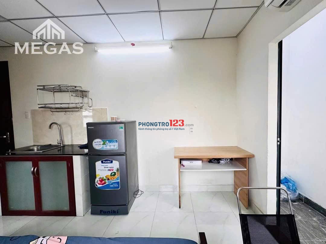 Phòng Căn hộ dịch vụ siêu đẹp - Kế bên Đại Học Công Thương Quận Tân Phú