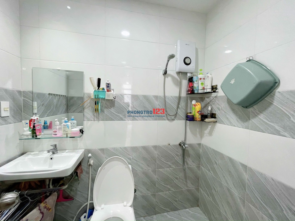 Trọ Thích Quảng Đức ,Phú Nhuận, mới 100% 25m2, gần Nguyễn Kiệm , Hồ Văn Huê, giáp Bình Thạnh, Q3 ,GV
