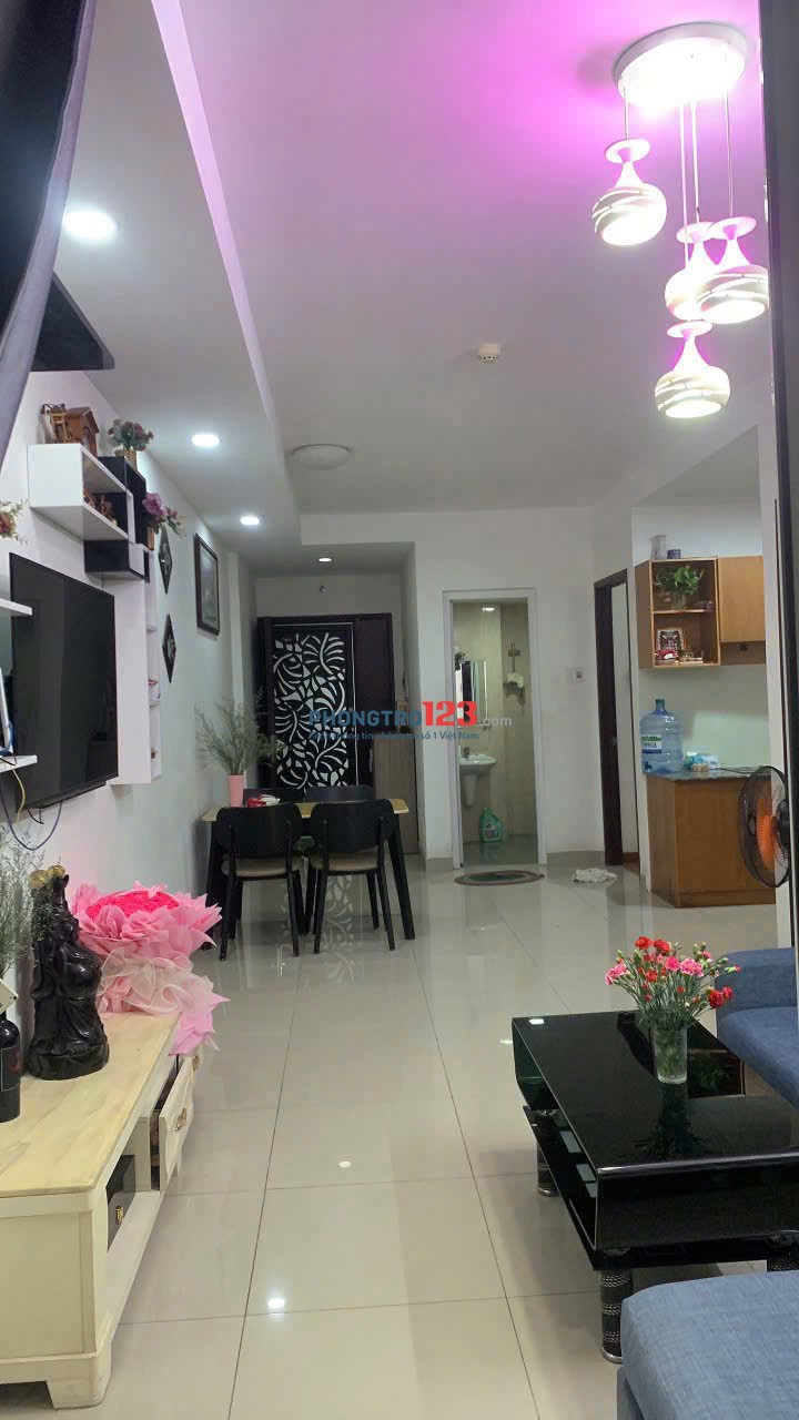 Chung cư Ruby, cho thuê 2p ngủ, full NT, 10tr/th