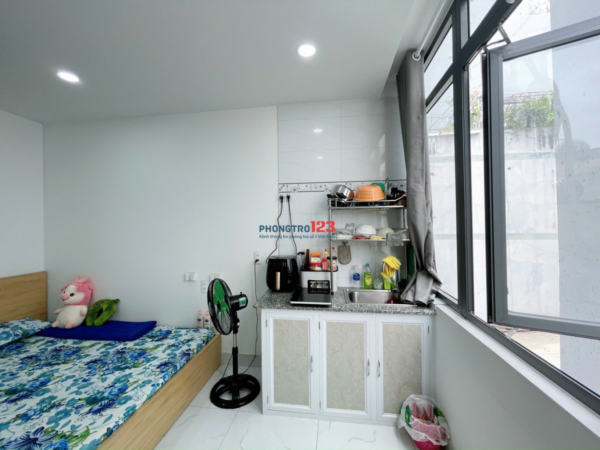 Trọ Thích Quảng Đức ,Phú Nhuận, mới 100% 25m2, gần Nguyễn Kiệm , Hồ Văn Huê, giáp Bình Thạnh, Q3 ,GV