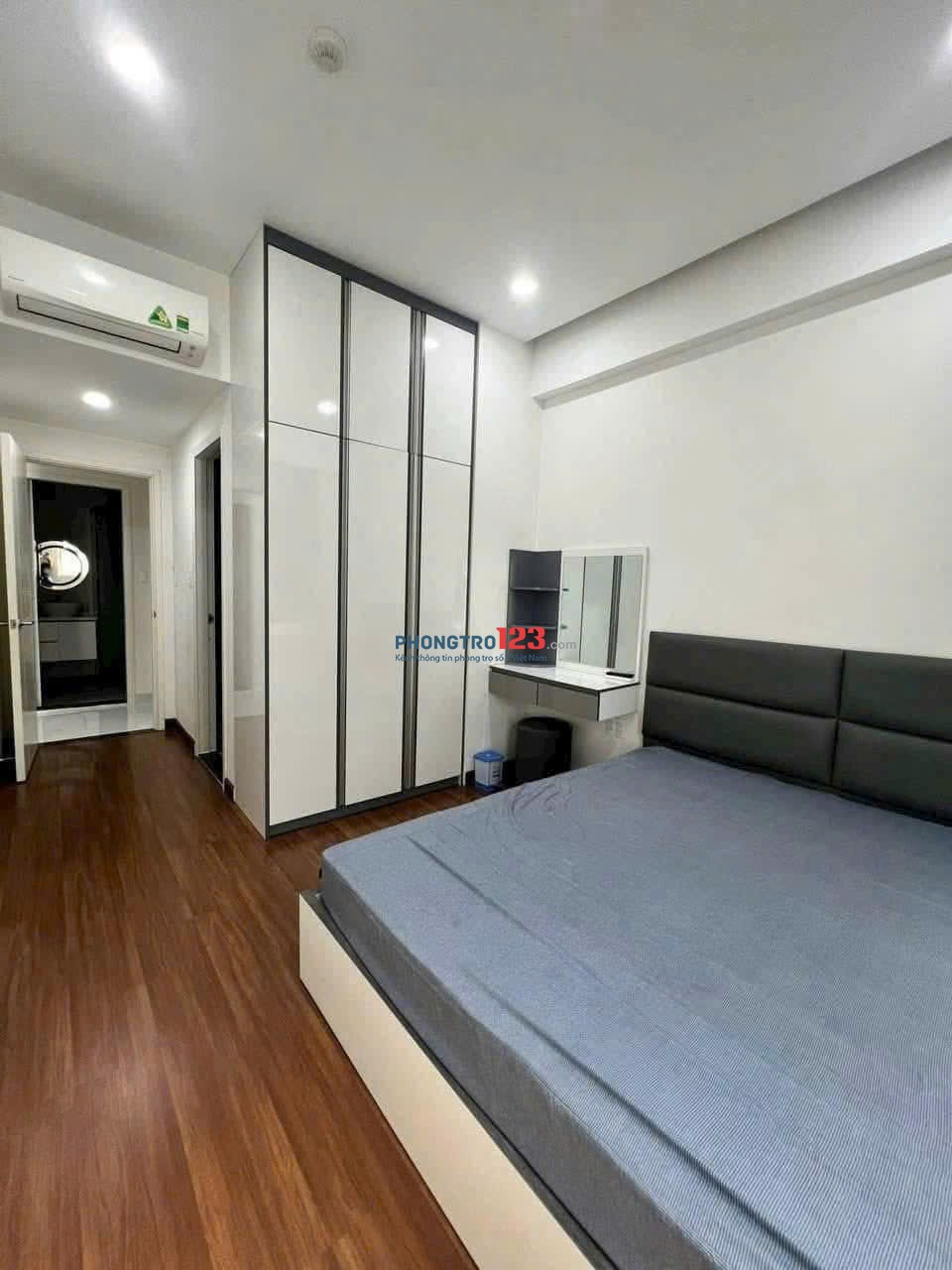 Chung cư cao cấp SG Airport, Bạch Đằng, TB: 2p ngủ, nội thất mới, 18tr5