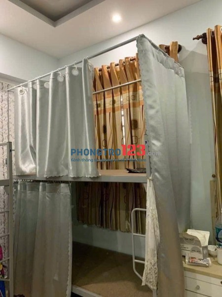 Cho thuê ktx khu vực quận 2 chỉ từ 1tr4 máy lạnh bếp núc đầy đủ chỉ việc vào ở