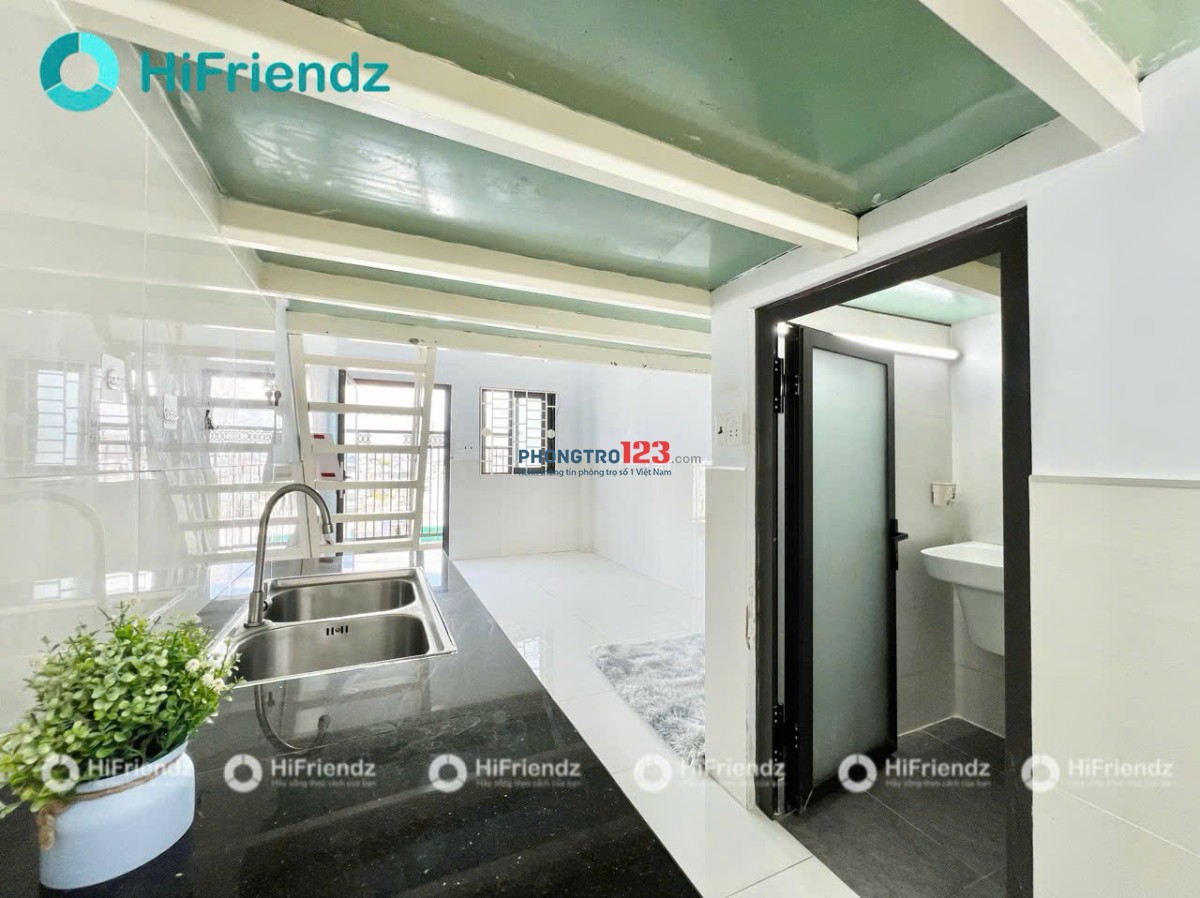 PHÒNG BANCOL GÁC CAO 2M_CÓ THANG MÁY_SIÊU RỘNG Ở ĐƯỢC GIA ĐÌNH