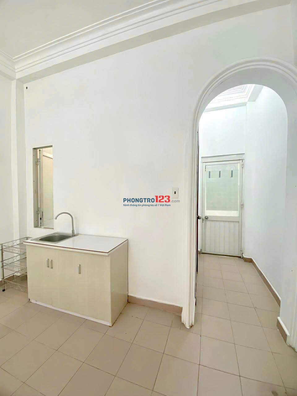 Phòng đẹp 20m2 - 196 Cộng Hòa Tân Bình (Gần CV Hoàng Văn Thụ)
