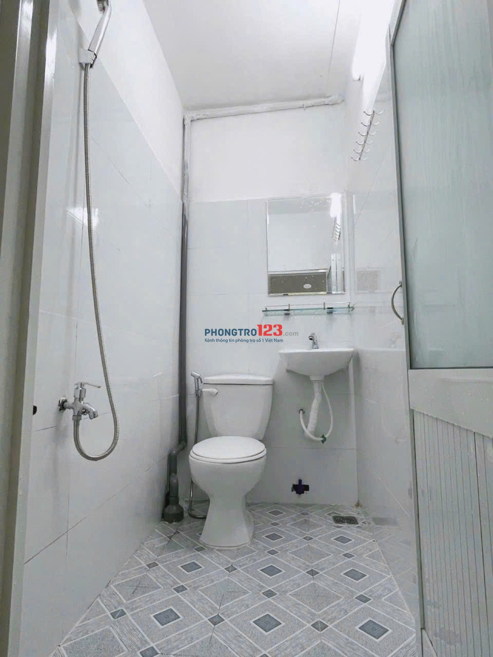 Phòng trọ gác lửng có máy lạnh - 269 Phan Huy Ích F14 Gò Vấp.