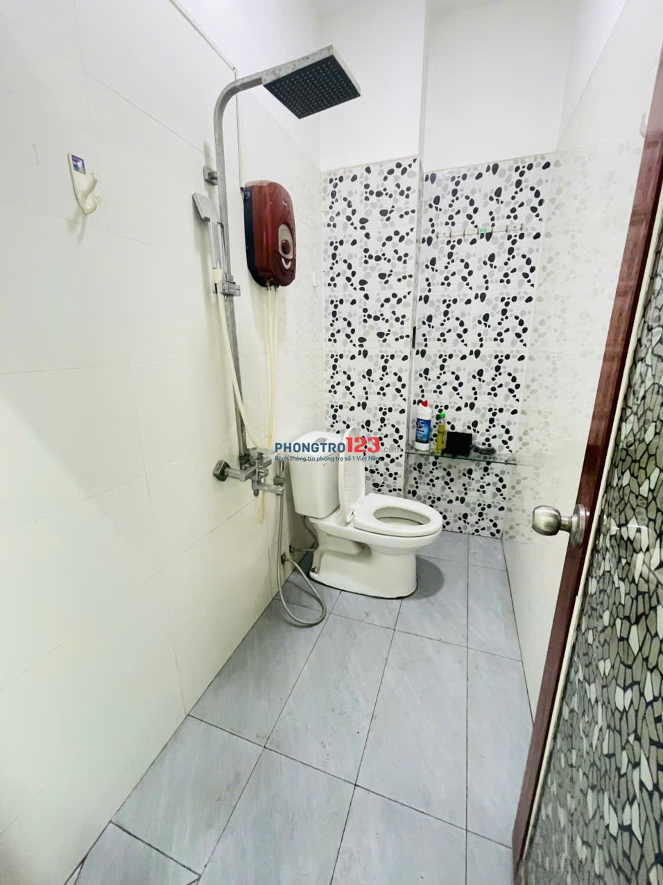 Phòng trọ dành cho 1-2 người ở, 25m2 đường Quang Trung