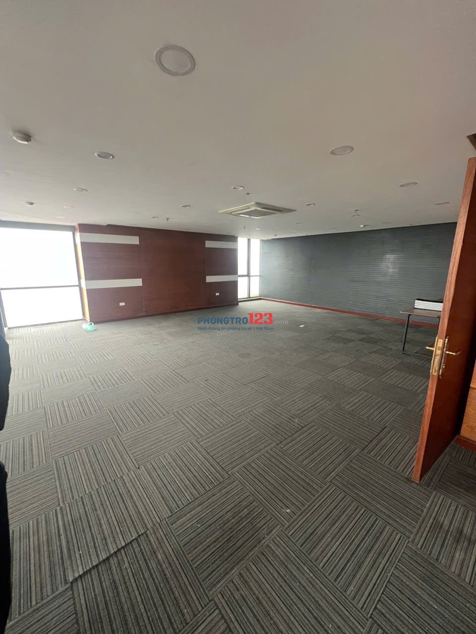 CHO THUÊ VĂN PHÒNG 120M² – TÒA SME HOÀNG GIA, HÀ ĐÔNG