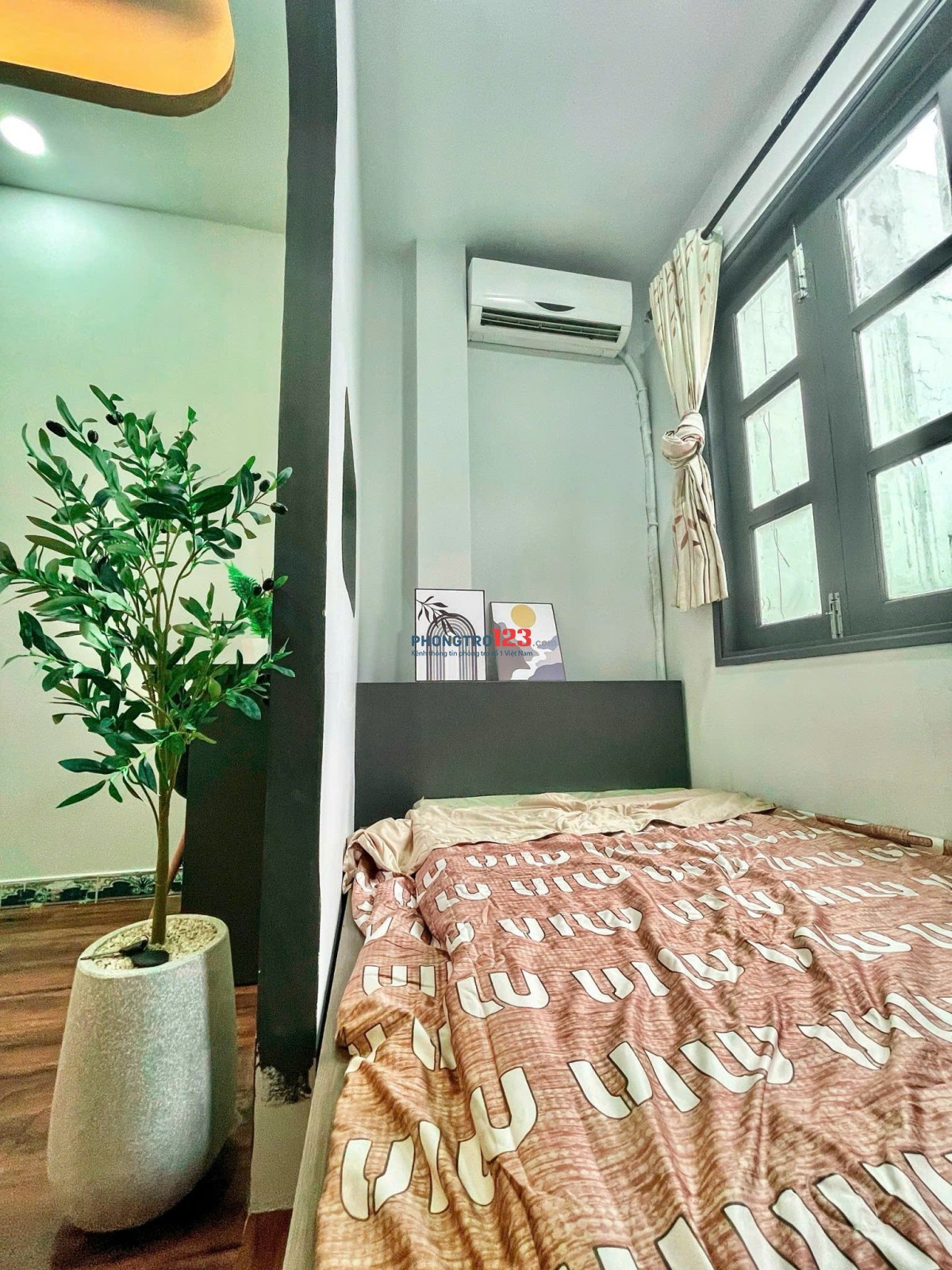 Thuê Ngay Phòng Tách Bếp + Cửa Sổ Trời Thoáng Mát Gần Trường Đại học VLU, IUH