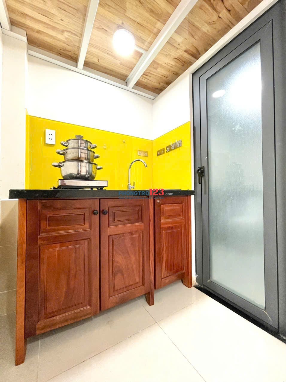 Duplex RỘNG mới xây CỬA SỔ Bùi Đình Túy sát bên Đh Học Viện Cán Bộ - Bình Thạnh