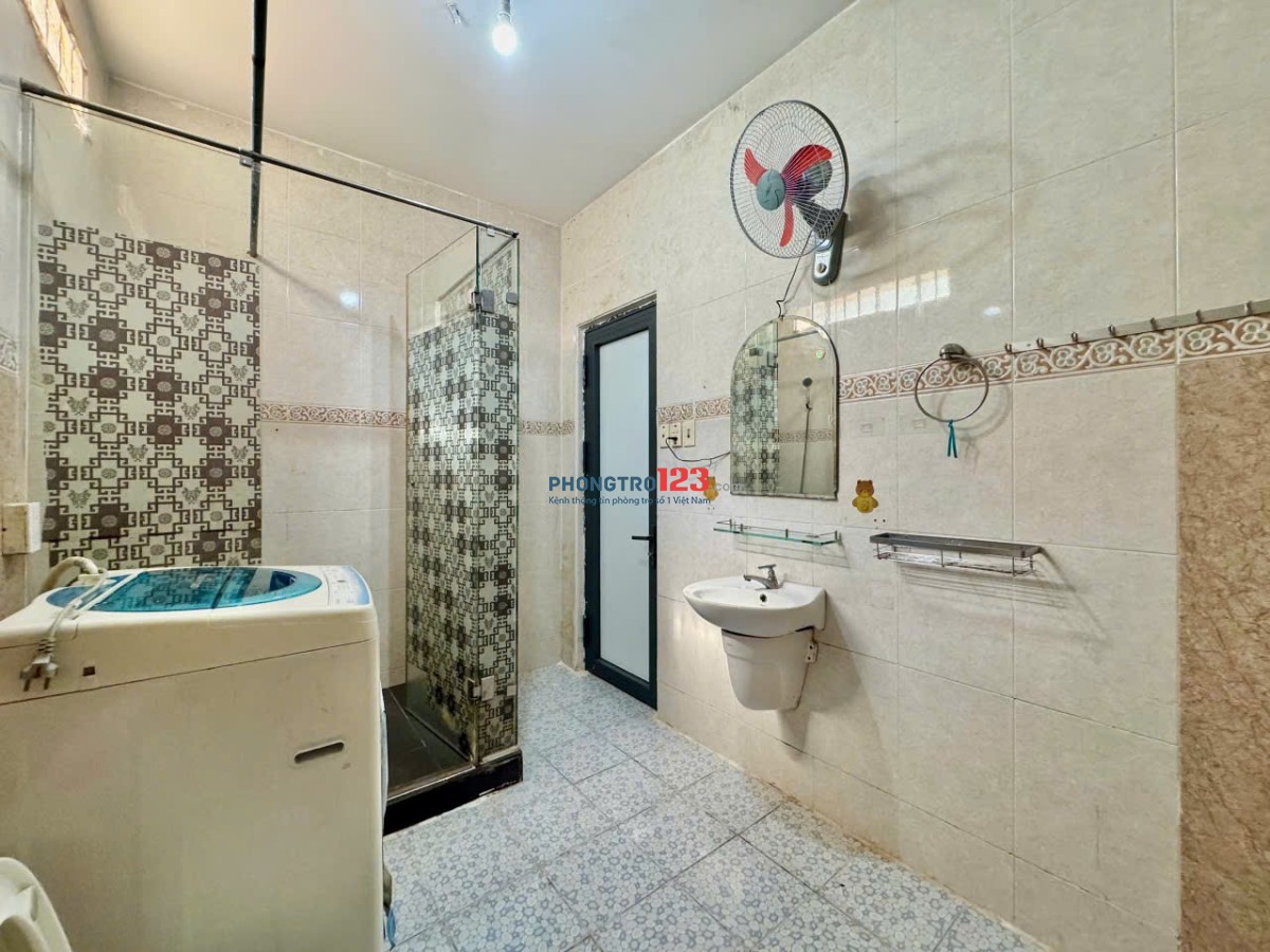 CĂN HỘ 1PN/PHÒNG KHÁCH/TÁCH BẾP MỚI XÂY SÁT BÊN SÂN BAY - TÂN BÌNH