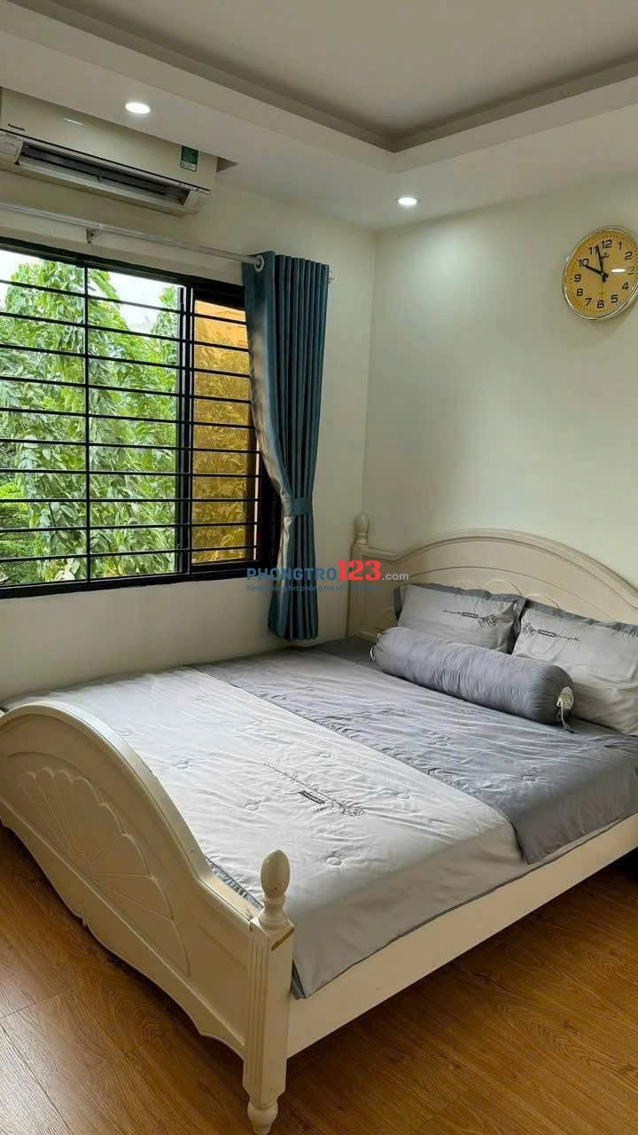 Chung cư Huỳnh Văn Bánh, Phú Nhuận, 100m2, 2PN, 2WC, 11tr, Thang bộ