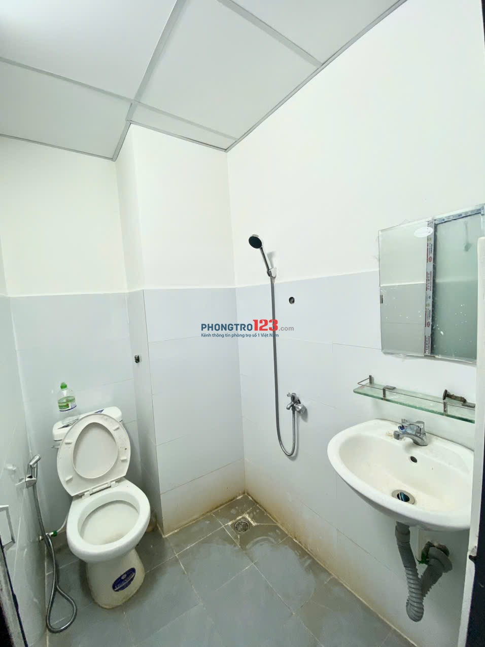 CÒN 1 PHÒNG TRỐNG NỘI THẤT Y HÌNH NGAY NGÃ TƯ BỐN XÃ
