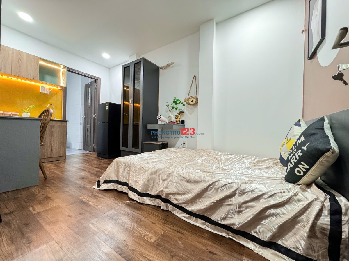 Studio full nội thất - decor cực xinh ngay trung tâm quận 10