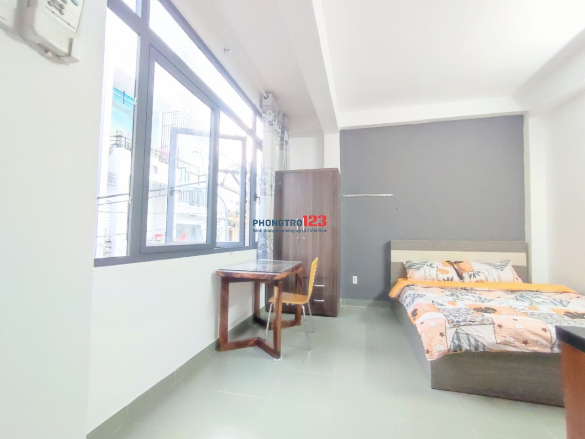 PHÒNG SIÊU THOÁNG MÁT, CỬA SỔ LỚN, NỘI THẤT ĐẦY ĐỦ ĐƯỜNG THÀNH THÁI QUẬN 10