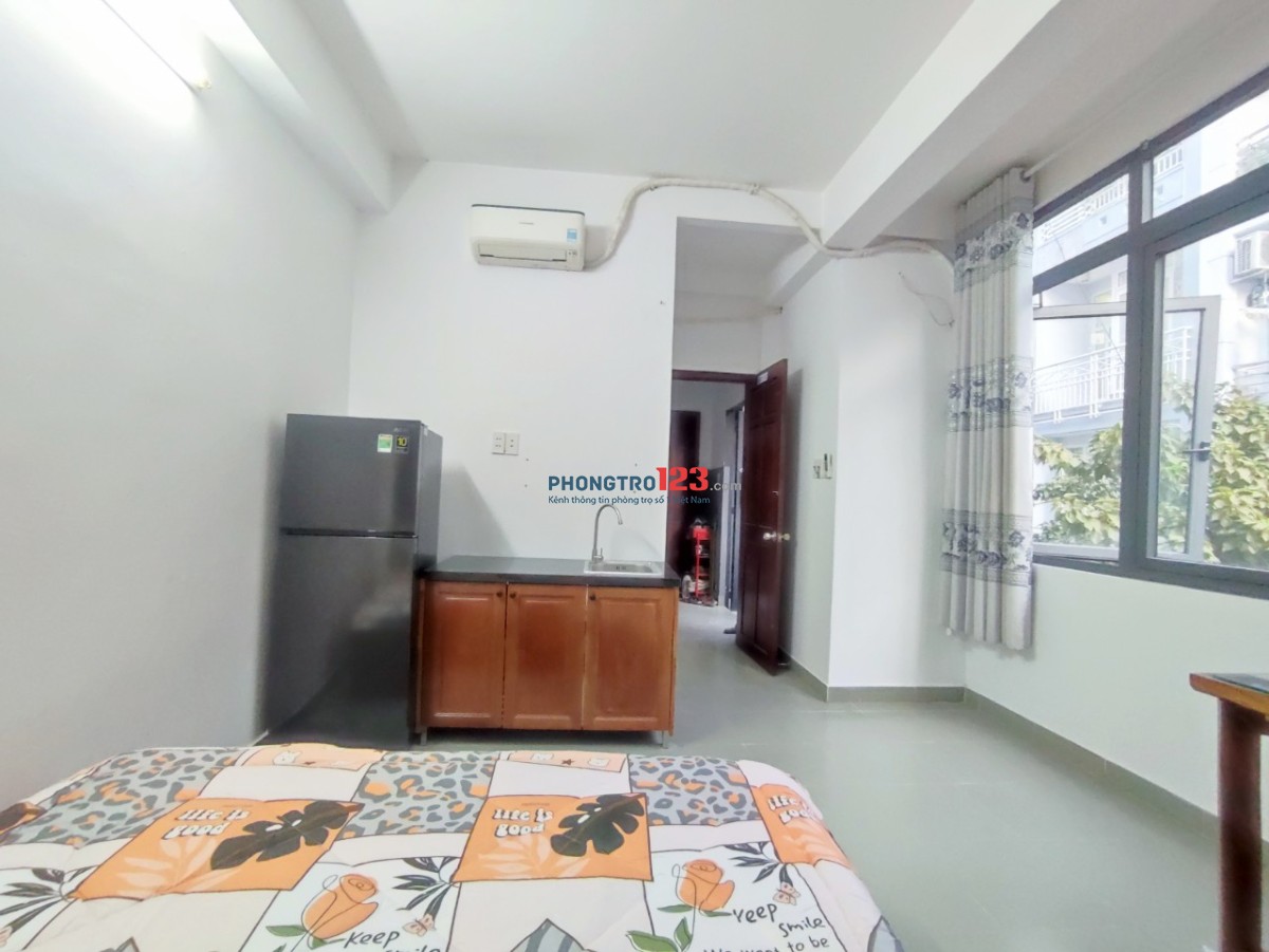 PHÒNG SIÊU THOÁNG MÁT, CỬA SỔ LỚN, NỘI THẤT ĐẦY ĐỦ ĐƯỜNG THÀNH THÁI QUẬN 10