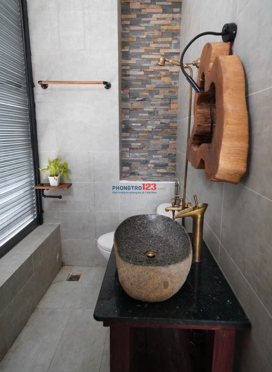 Siêu phẩm duplex 30m2 tại Nơ Trang Long gần trường ĐH Văn Lang cơ sở 3. Gía 5tr8