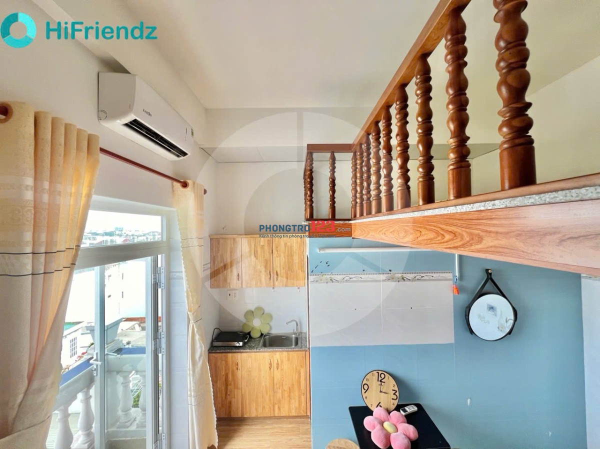 STUDIO FULL NỘI THẤT, FREE DỊCH VỤ XE, CÓ THANG MÁY, TOÀ LỚN CAO CẤP - CHỈ 3XXX