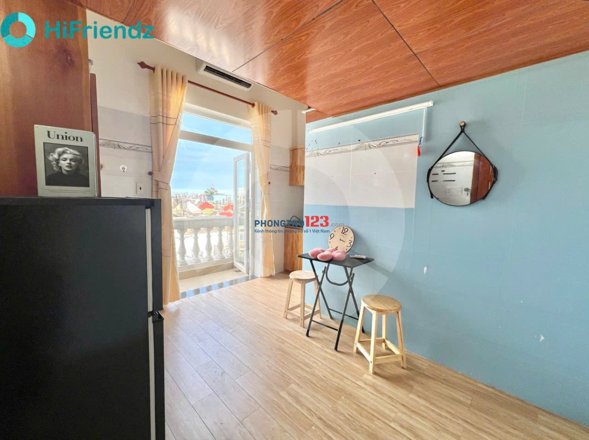 STUDIO FULL NỘI THẤT, FREE DỊCH VỤ XE, CÓ THANG MÁY, TOÀ LỚN CAO CẤP - CHỈ 3XXX