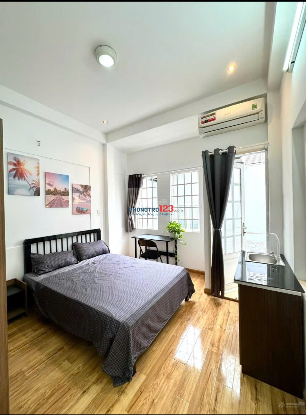 Phòng mới, ban công, cửa sổ, sẵn tiện nghi. 98 Thích Quảng Đức98/21, Đường Thích Quảng Đức, P5, PN
