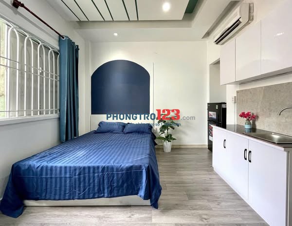 Cho thuê phòng có cửa sổ thoáng mát full nội thất 35m2 gần Phan Xích Long, gần Q1, Q3, Bình Thạnh
