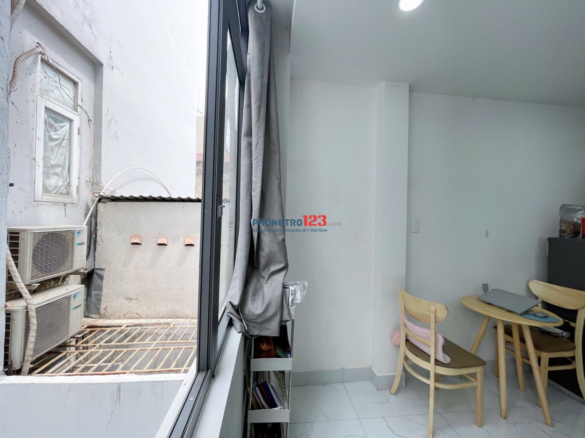 CHO THUÊ PHÒNG CỬA SỔ TRỜI TO, FULL NT - THÍCH QUẢNG ĐỨC, PHÚ NHUẬN GẦN Q1, Q3, BÌNH THẠNH, SÂN BAY