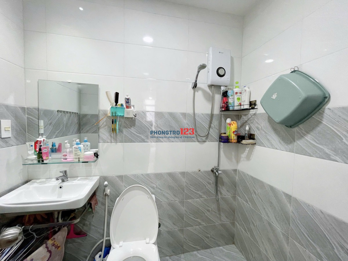 CHO THUÊ PHÒNG CỬA SỔ TRỜI TO, FULL NT - THÍCH QUẢNG ĐỨC, PHÚ NHUẬN GẦN Q1, Q3, BÌNH THẠNH, SÂN BAY