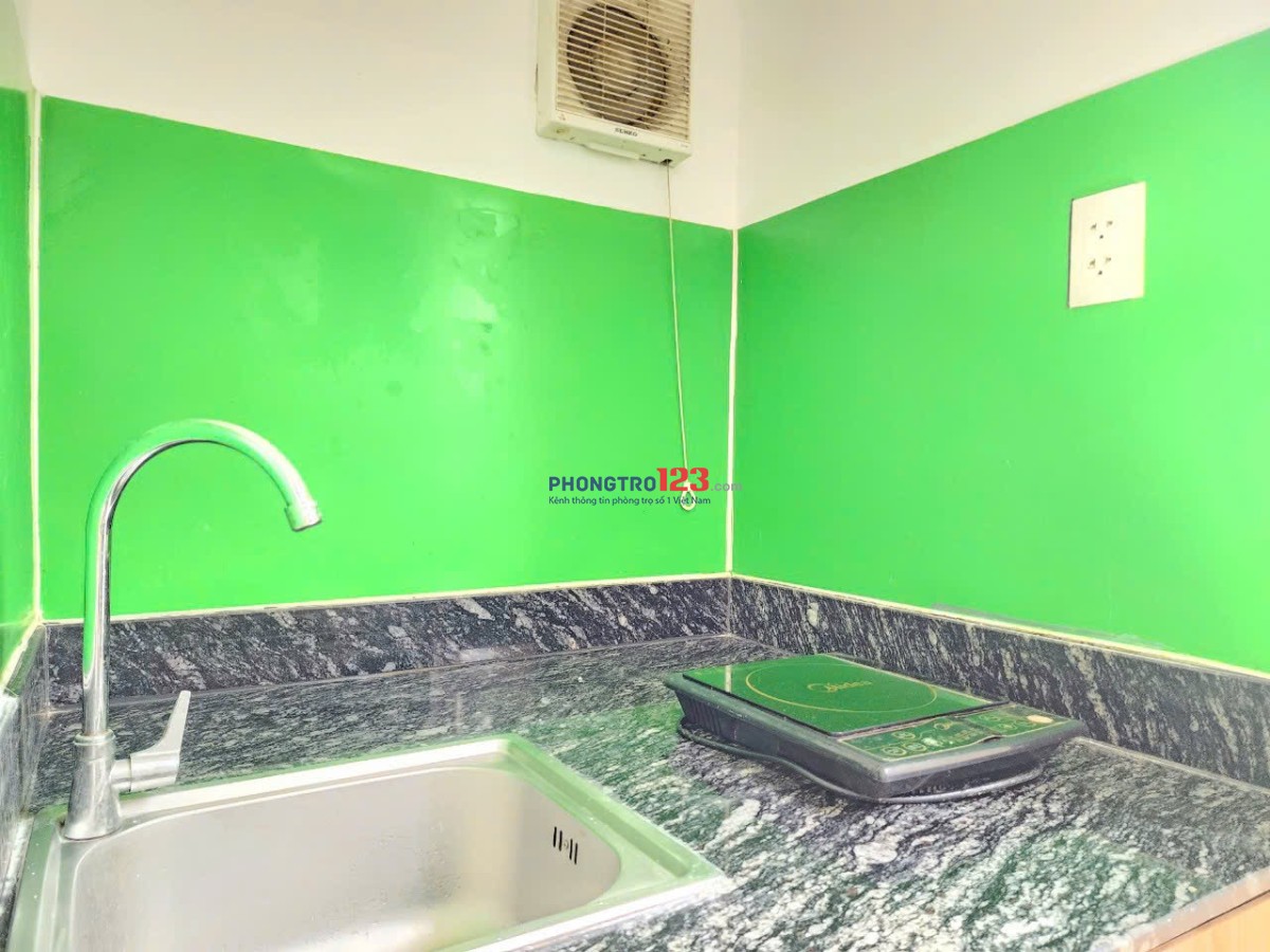 Phòng có gác 30m2, cửa sổ trời, nhà thang máy, full NT Ung Văn Khiêm, Bình Thạnh, ở được nhiều người