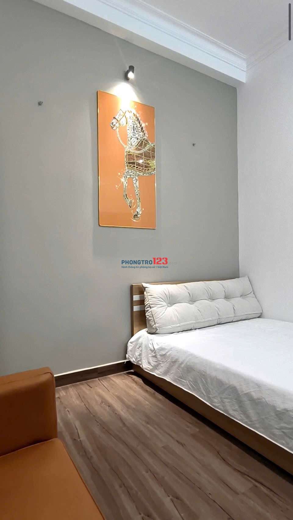 Cho thuê phòng 30m2 full nội thất, ban công, máy giặt riêng - ngay Phan Xích Long, Phú Nhuận