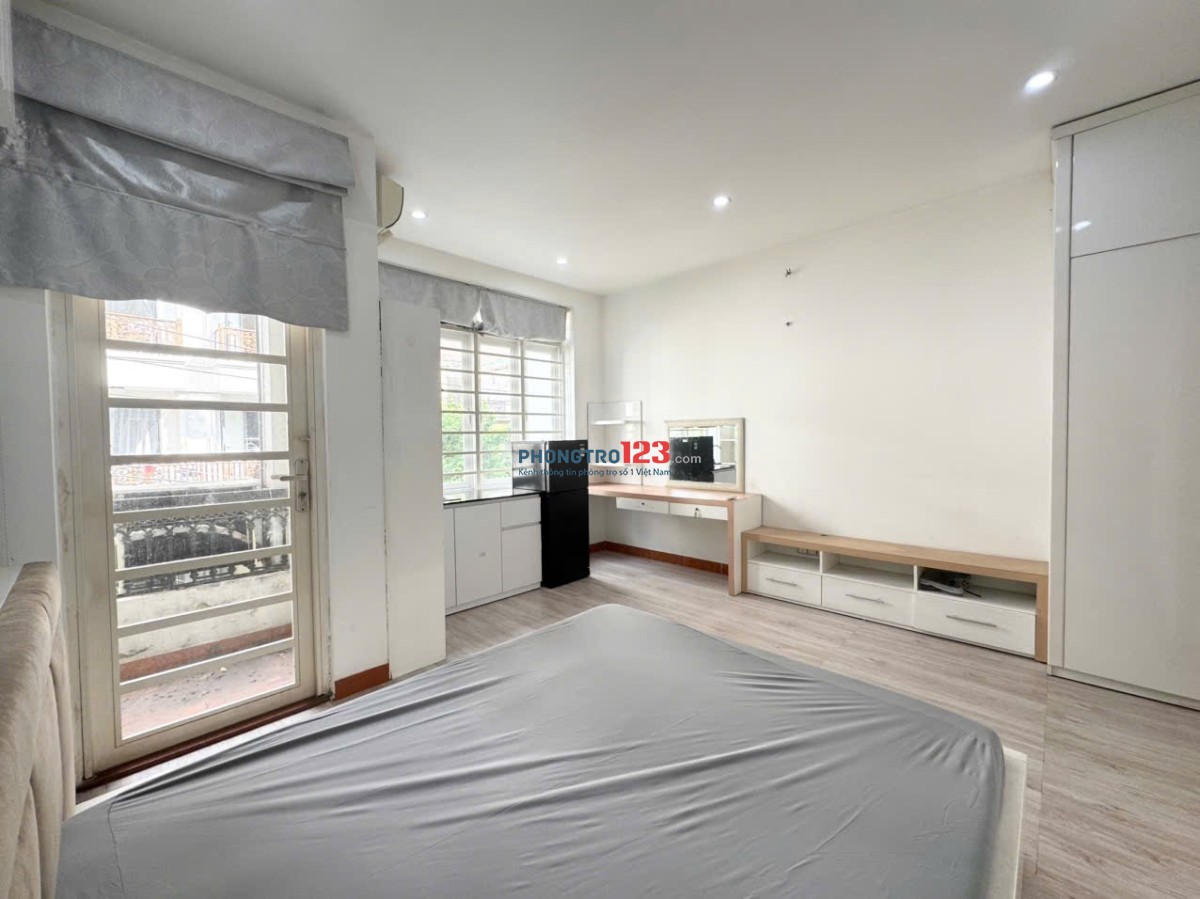 CĂN HỘ FULL NỘI THẤT 30m2 BAN CÔNG THOÁNG MÁT – NGUYỄN TRỌNG LỘI, TÂN BÌNH – GẦN SÂN BAY