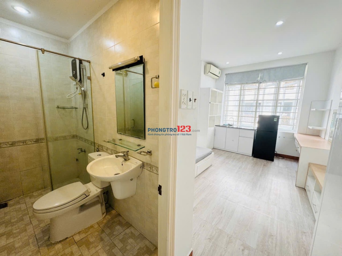 CĂN HỘ FULL NỘI THẤT 30m2 BAN CÔNG THOÁNG MÁT – NGUYỄN TRỌNG LỘI, TÂN BÌNH – GẦN SÂN BAY