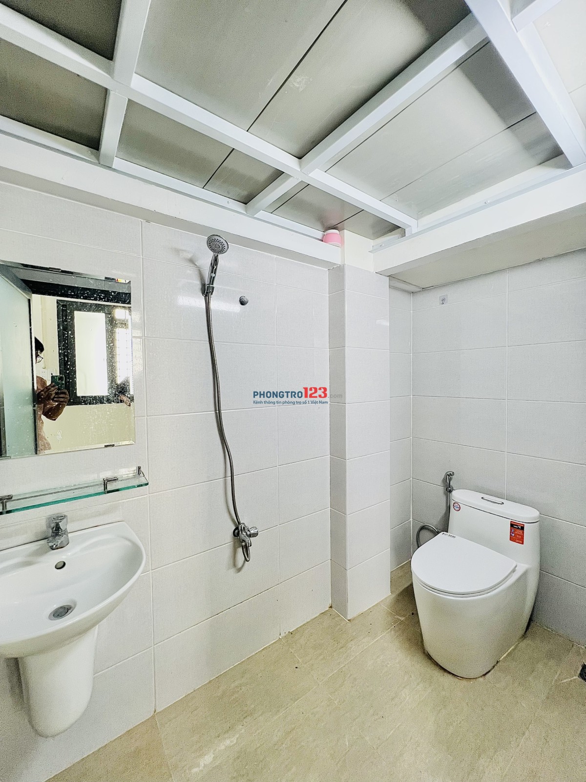 GÁC LỬNG ĐẦY ĐỦ TIỆN NGHI, AN NINH KHU SÂN BAY TÂN SƠN NHẤT TÂN BÌNH