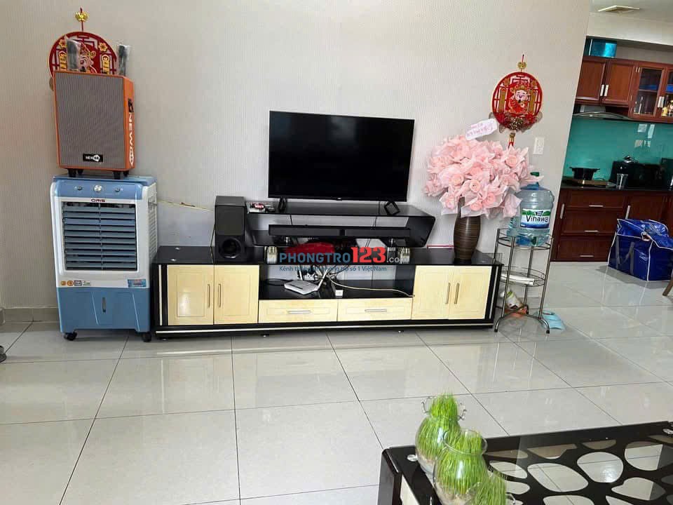 Chung cư Cao Thắng, Quận 3: 55m2, 2p ngủ, nhà mới, 8tr/tháng