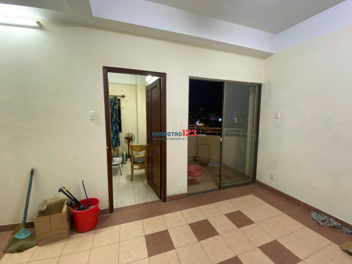 Căn hộ chung cư Huỳnh Văn Bánh, Phú Nhuận, 2p ngủ, 10tr