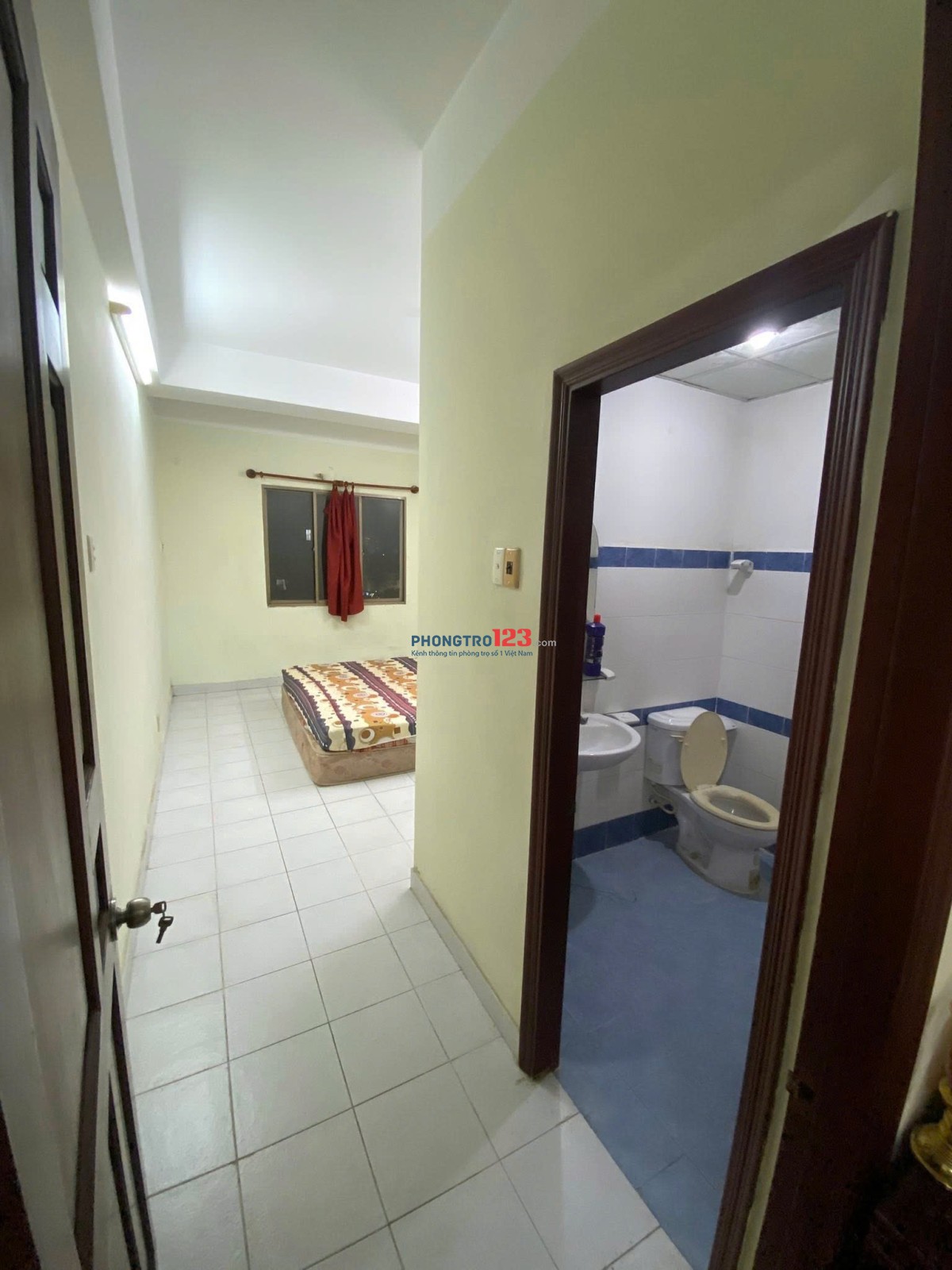 Căn hộ chung cư Huỳnh Văn Bánh, Phú Nhuận, 2p ngủ, 10tr